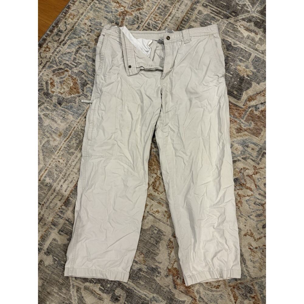 Lot of 6 Pairs of Men’s Pants, all brands and sizes are below. Sizes 36/38 waist